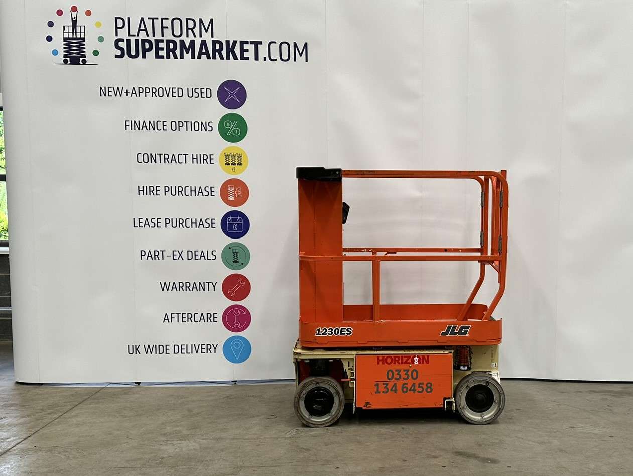 jlg-1230es-fleet.jpg